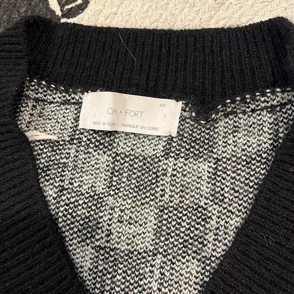 Top - Picture 2 of 2